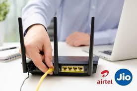 Must-Have Mini 12V Wifi UPS for Airtel Xstream and Jio Fiber Wifi Router - VictorPro